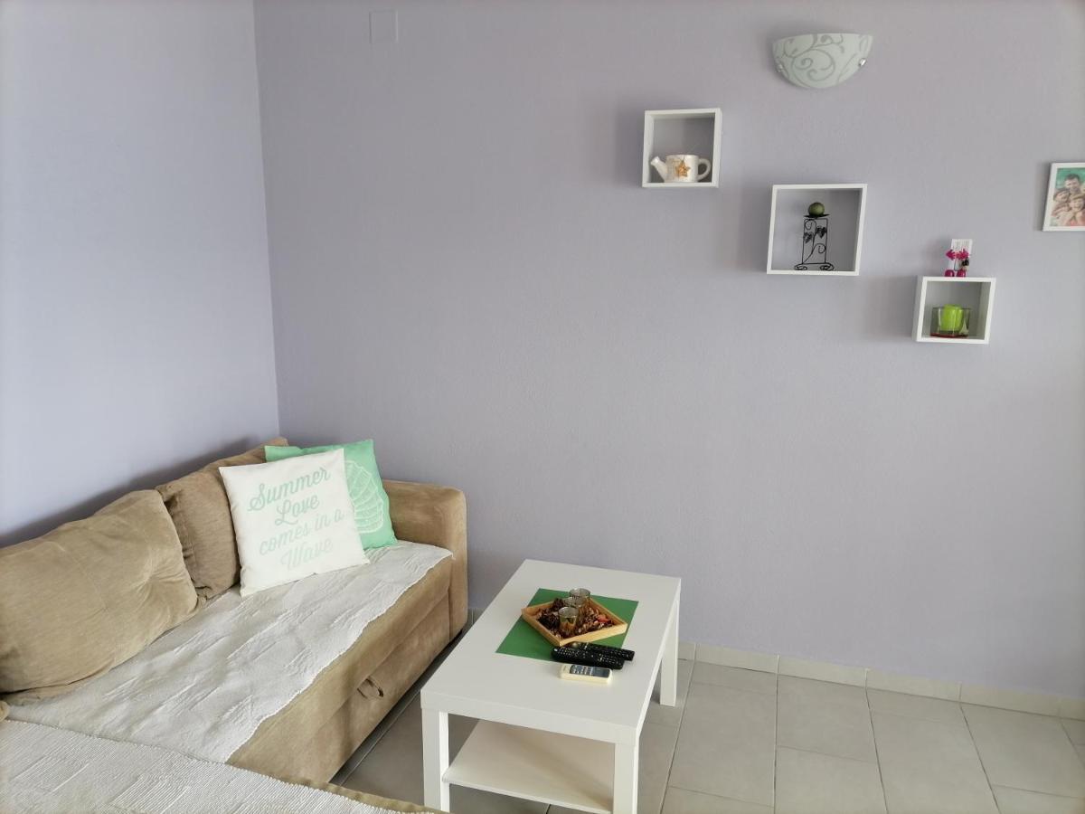 Apartman Sutalo โกมาร์นา ภายนอก รูปภาพ