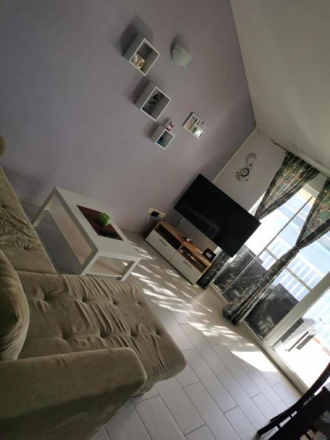 Apartman Sutalo โกมาร์นา ภายนอก รูปภาพ